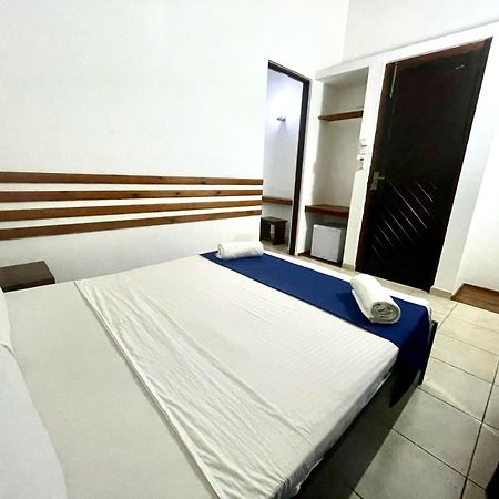 Hotel One Sixty Dehiwala-Mount Lavinia Ngoại thất bức ảnh