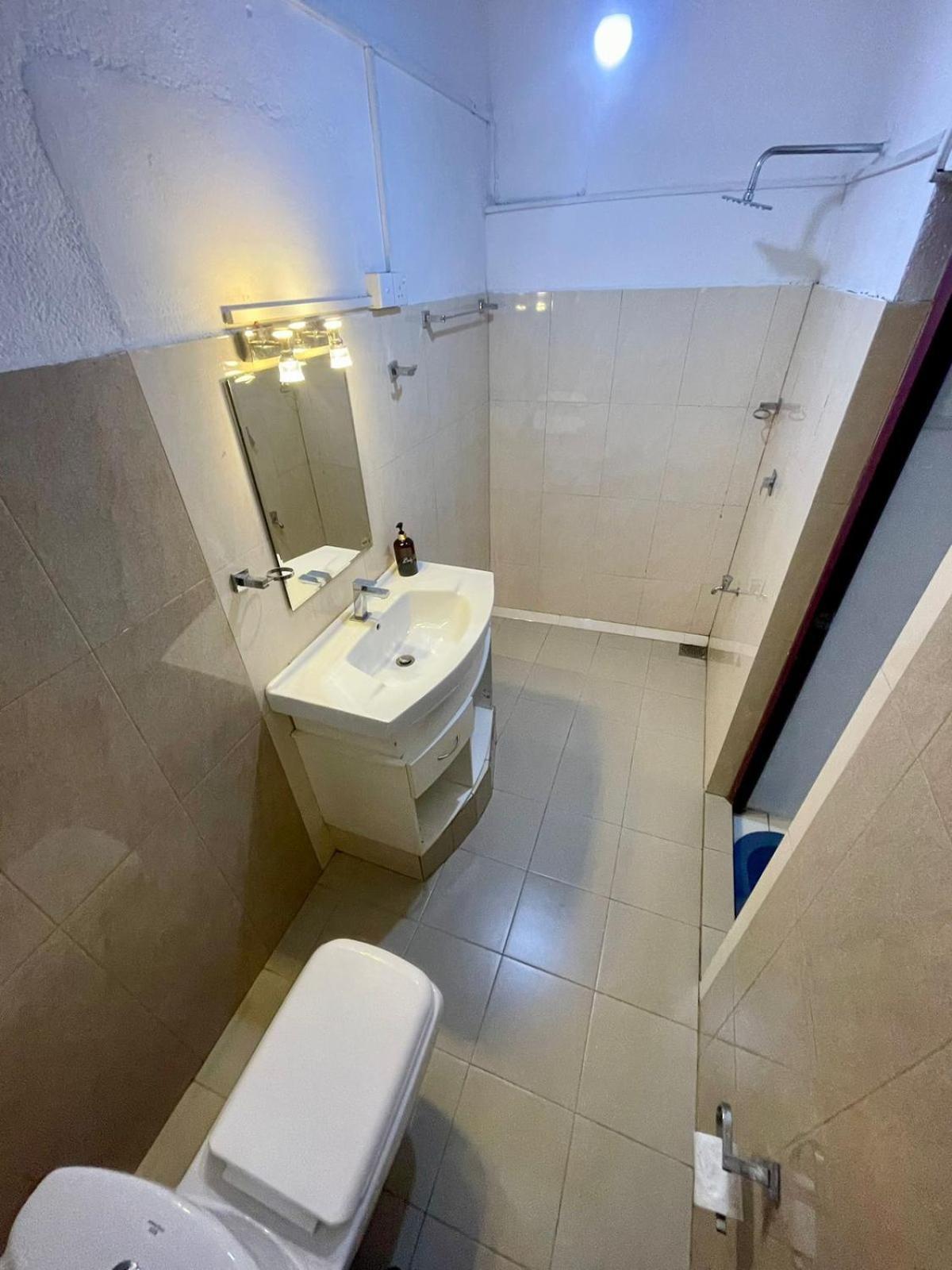 Hotel One Sixty Dehiwala-Mount Lavinia Ngoại thất bức ảnh