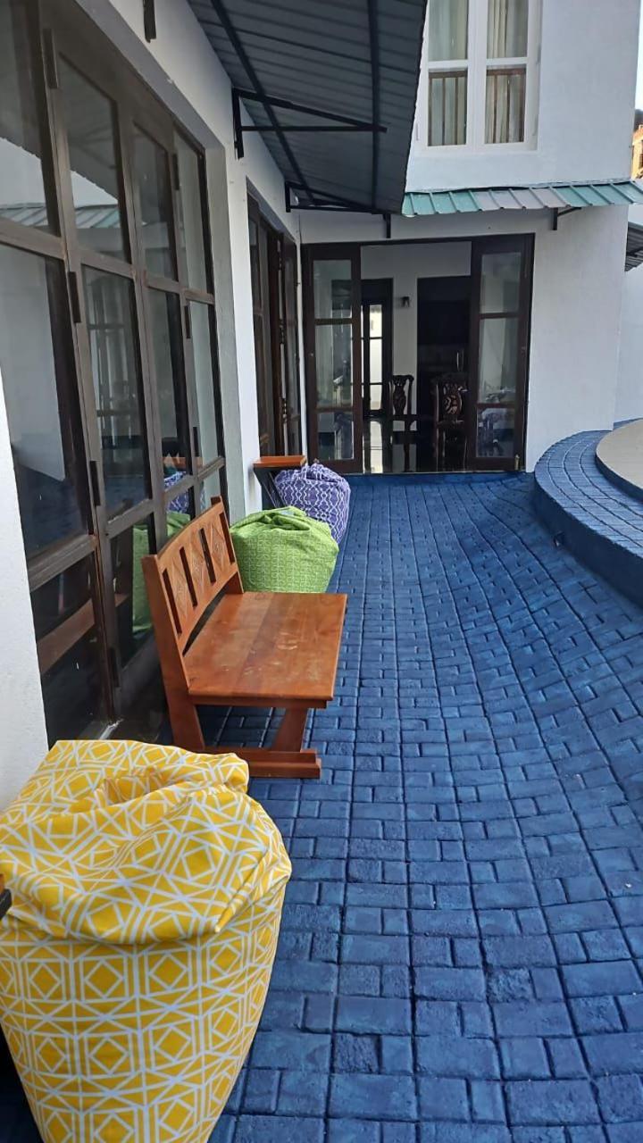 Hotel One Sixty Dehiwala-Mount Lavinia Ngoại thất bức ảnh