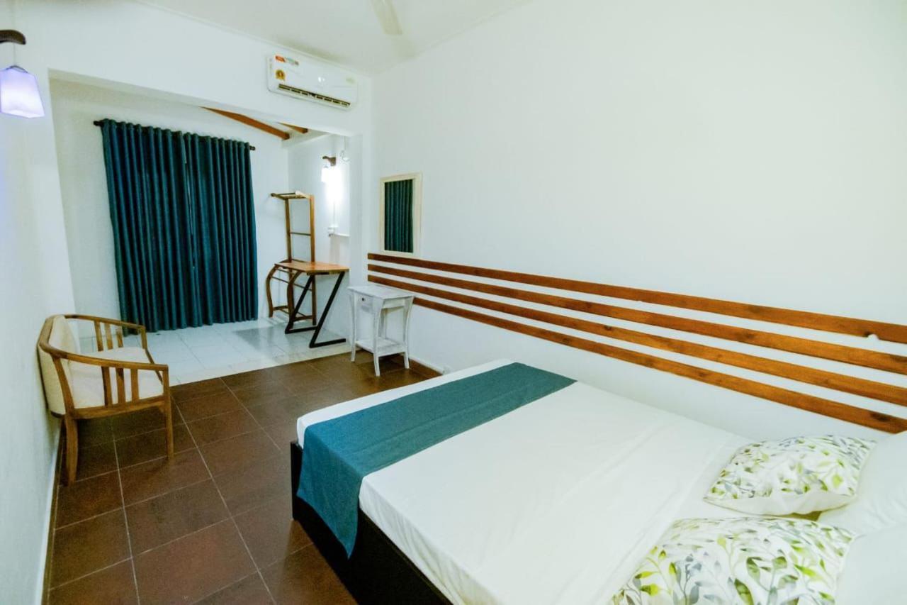 Hotel One Sixty Dehiwala-Mount Lavinia Ngoại thất bức ảnh