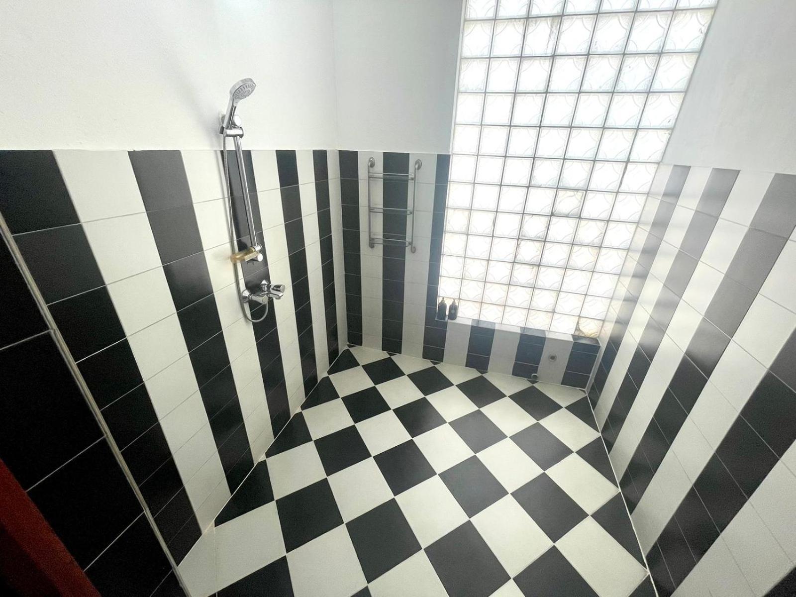 Hotel One Sixty Dehiwala-Mount Lavinia Ngoại thất bức ảnh